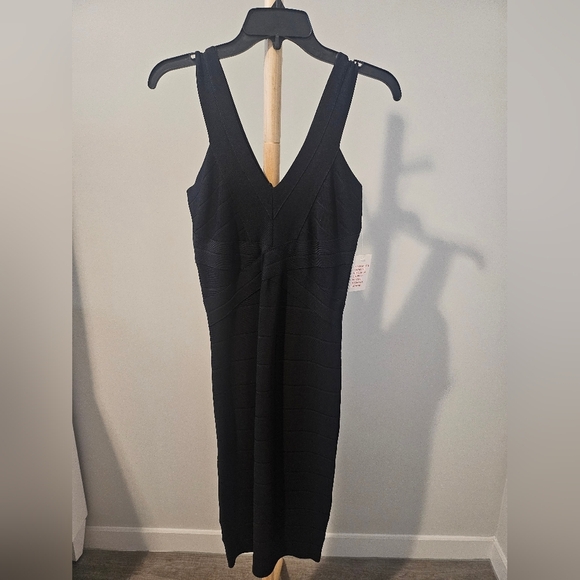 VENUS Black Bodycon Dress, Size M - Picture 1 of 4